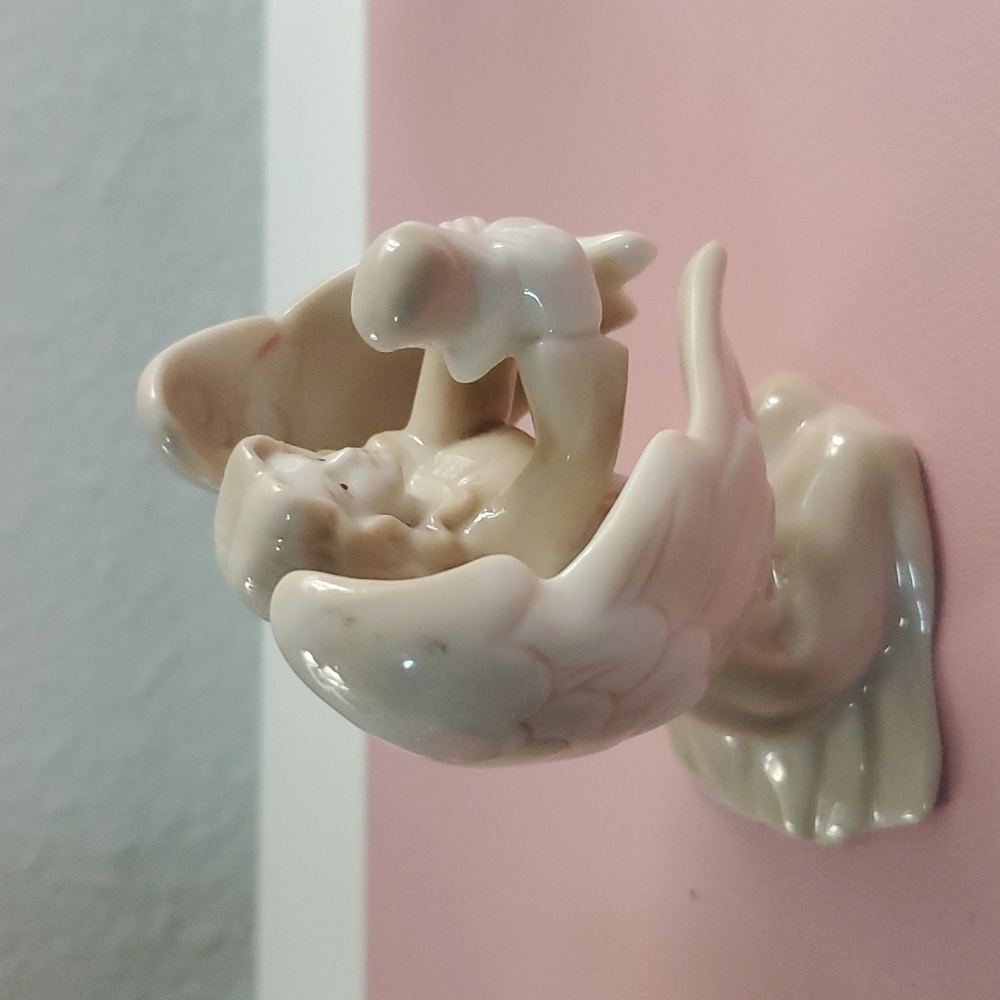 Vintage Russ Berrie Baby's Guardian Angel - Picture 2 of 6